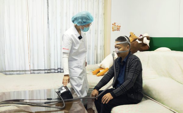 富灯网 打工人涌入电商平台，疯抢血糖仪