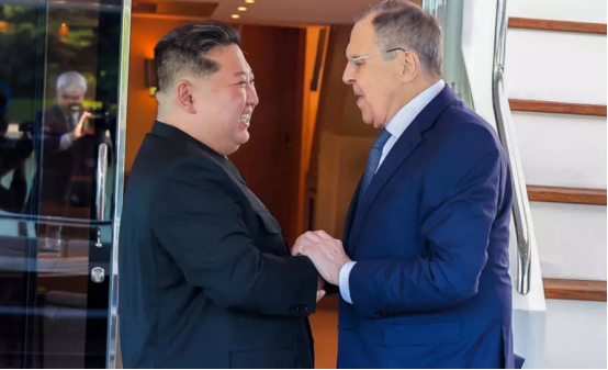 上阳网 金正恩用3个字表态，3万朝军整装待发，确保俄军总攻无后顾之忧