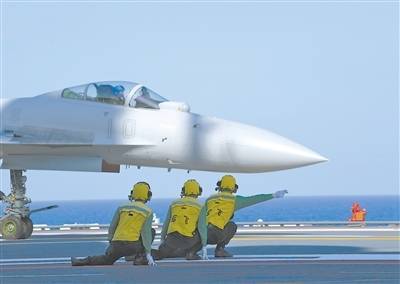 海证资本 托举战鹰向海天