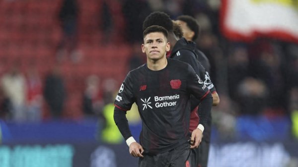 鹏配资 阿媒：在勒沃库森踢不上球，曼城考虑提前回收阿根廷天才